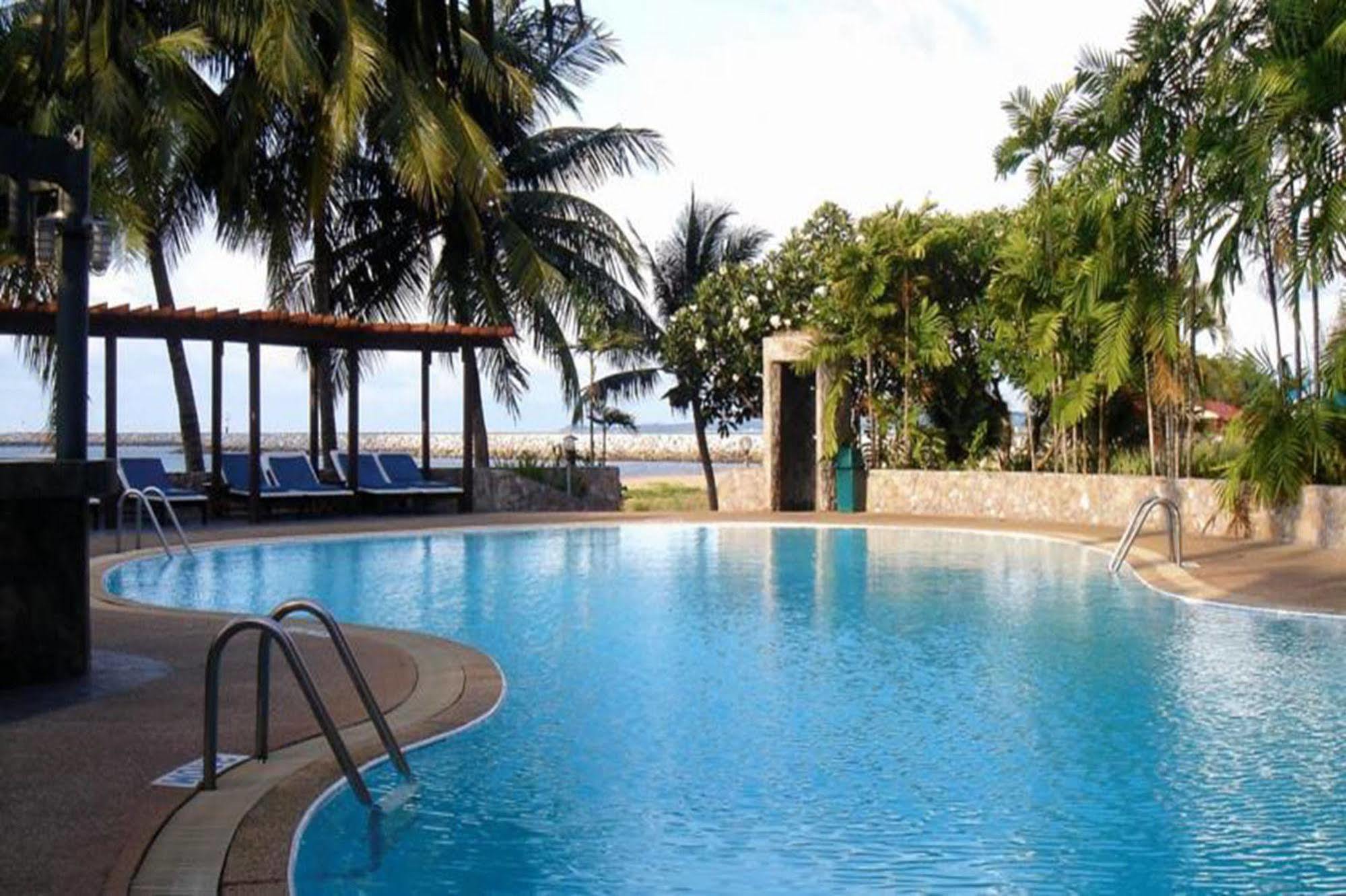 Bann Pae Cabana Hotel And Resort Klaeng Bagian luar foto